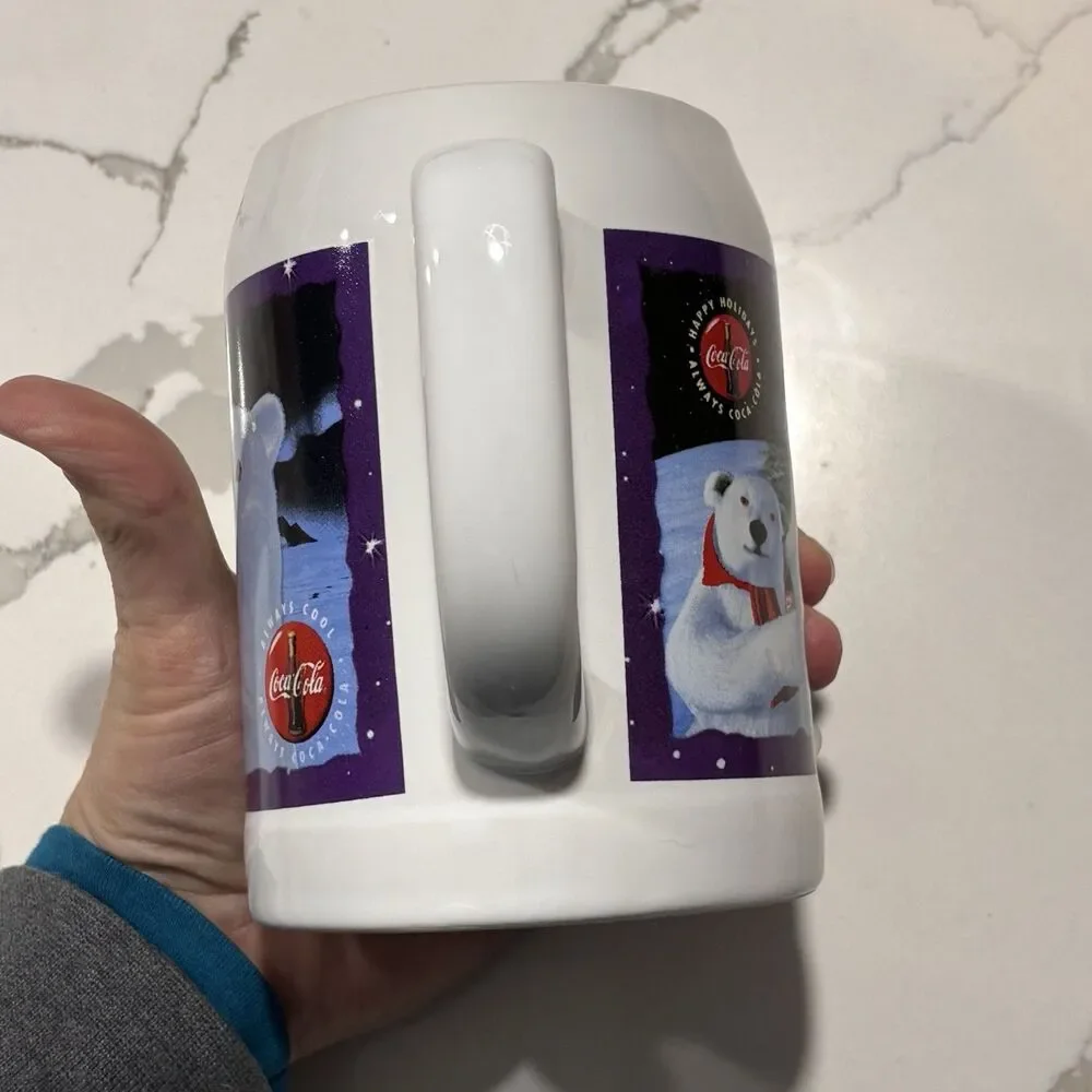 Coca Cola 1995 Vintage Polar Bears Lager Mug Large 23 Oz. Porcelain Thailand 90s